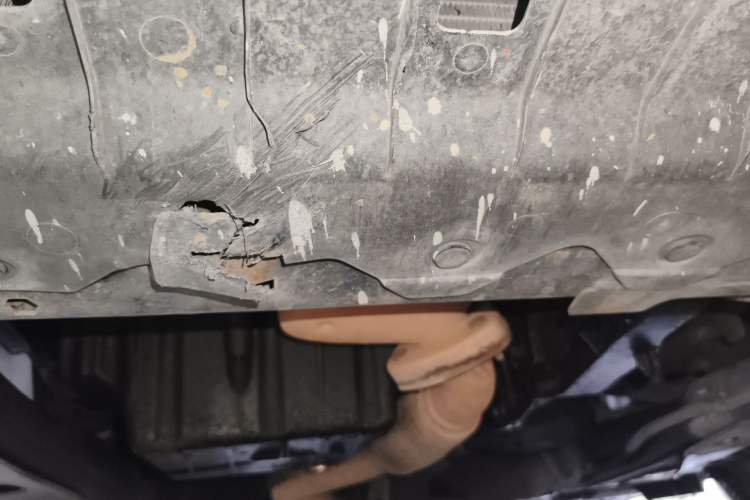Used Chevrolet Cruze 2013 1.6L SL Sunroof Edition MT Chassis Front