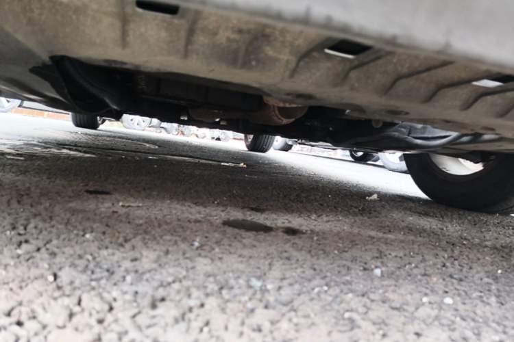 Used Chevrolet Cruze 2013 1.6L SE MT Chassis Front