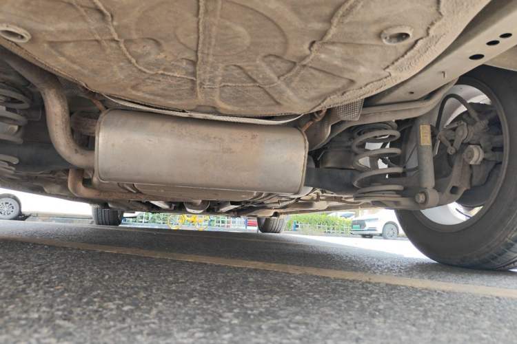 Used Chevrolet Cruze 2013 1.6L SE AT Chassis Rear