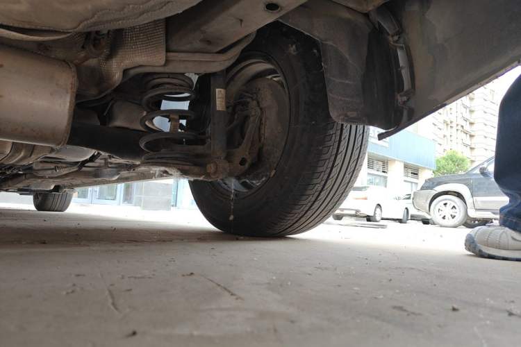 Used Chevrolet Cruze 2013 1.6L SL MT Chassis Rear Left