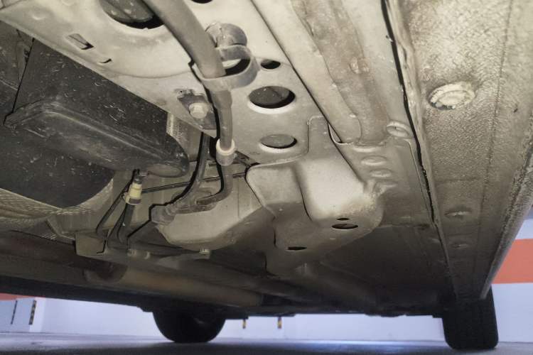 Used Chevrolet Cruze 2013 Hatchback 1.6L Automatic Luxury Model Chassis Rear Right