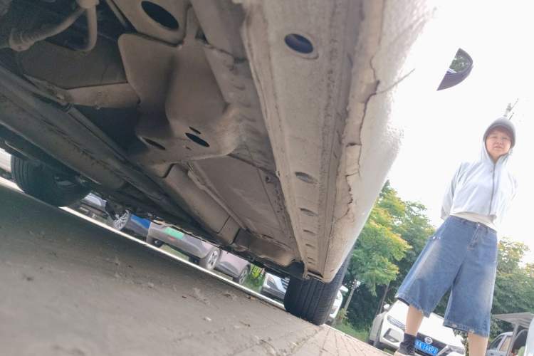 Used Chevrolet Cruze 2013 1.6L SL MT Chassis Rear Right