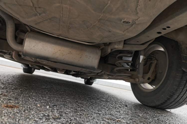 Used Chevrolet Cruze 2013 1.6L SL MT Chassis Rear