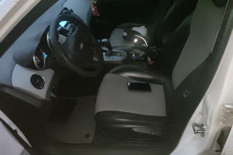Used Chevrolet Cruze 2013 1.8L SE AT Driver Seat