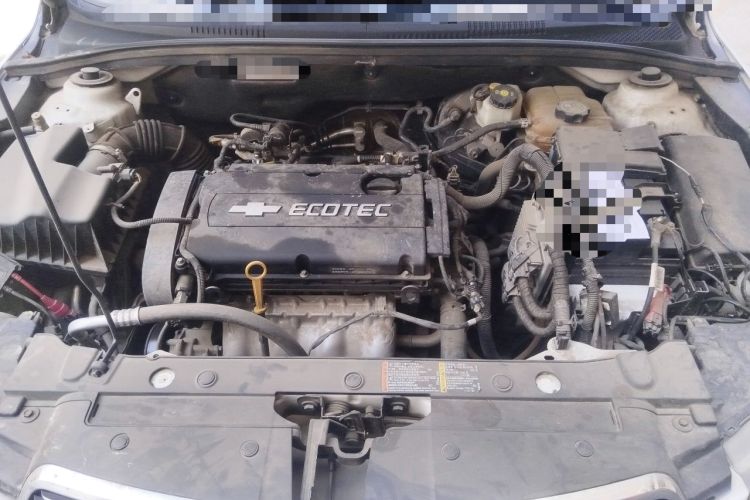 Used Chevrolet Cruze 2013 1.6L SE MT Engine Bay
