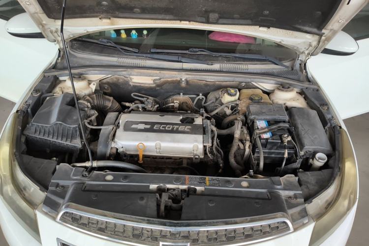 Used Chevrolet Cruze 2013 1.6L SL MT Engine Bay
