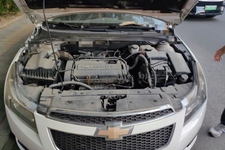 Used Chevrolet Cruze 2013 1.6L SE MT Engine Bay