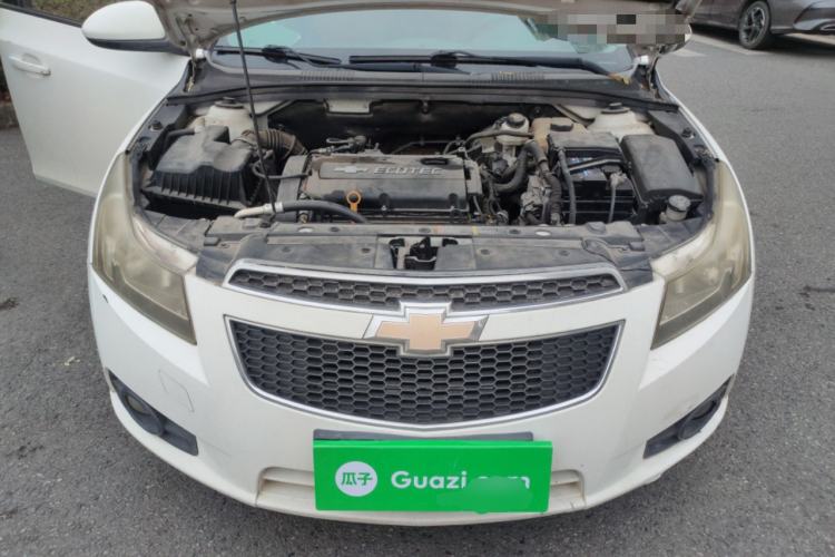 Used Chevrolet Cruze 2013 1.6L SE MT Engine Bay