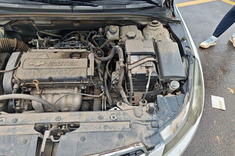 Used Chevrolet Cruze 2013 1.8L SE AT Engine Bay Left