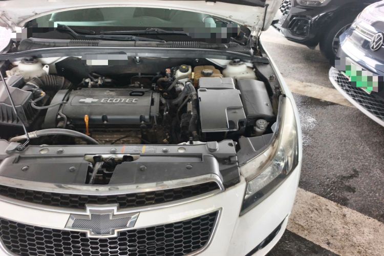 Used Chevrolet Cruze 2013 1.8L SE AT Engine Bay Left