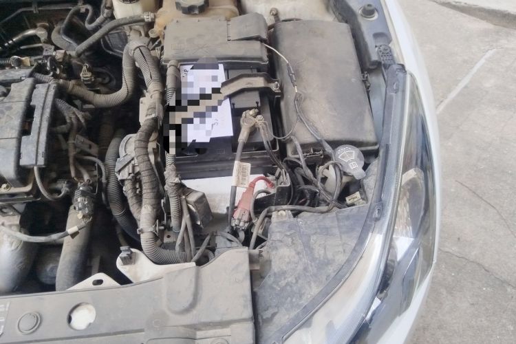 Used Chevrolet Cruze 2013 1.6L SE MT Engine Bay Left