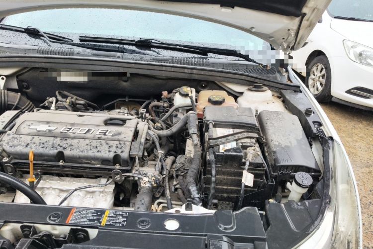 Used Chevrolet Cruze 2013 1.8L SE AT Engine Bay Left