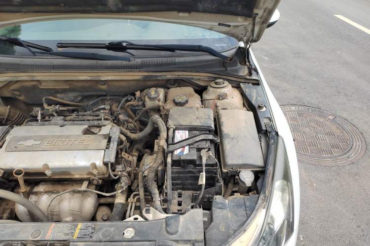Used Chevrolet Cruze 2013 1.8L SE AT Engine Bay Left