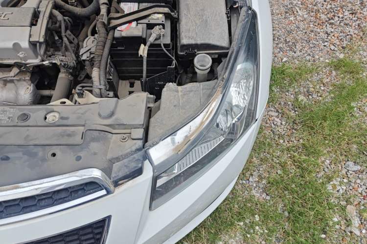 Used Chevrolet Cruze 2013 1.6L SL Grand Edition Automatic Engine Bay Left