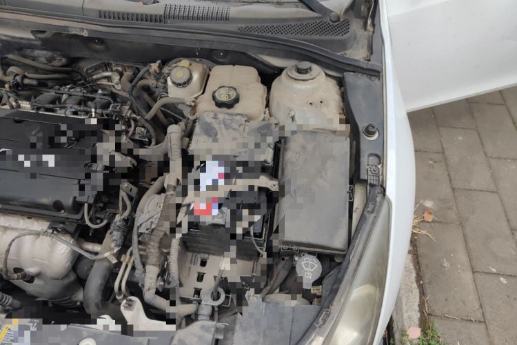 Used Chevrolet Cruze 2013 1.8L SX AT Engine Bay Left