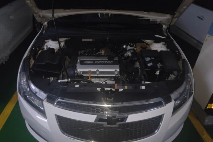 Used Chevrolet Cruze 2013 1.6L SL MT Engine Bay