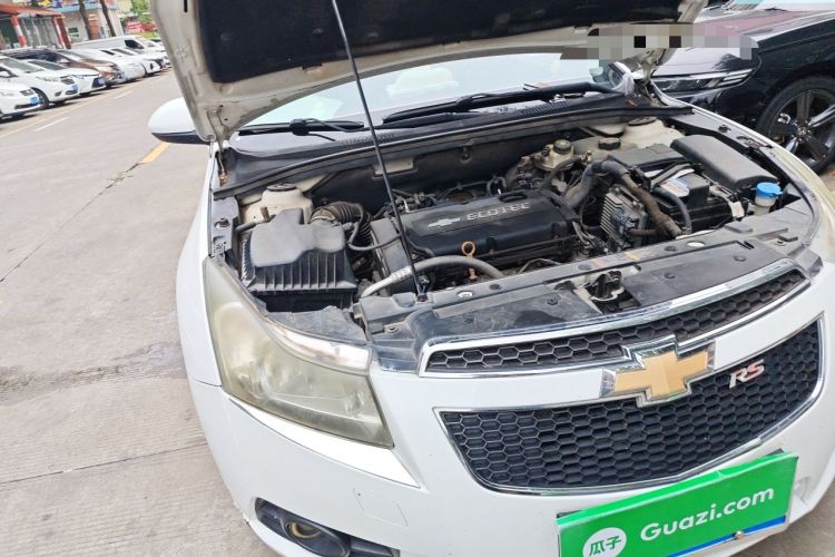 Used Chevrolet Cruze 2013 1.8L SE AT Engine Bay Right