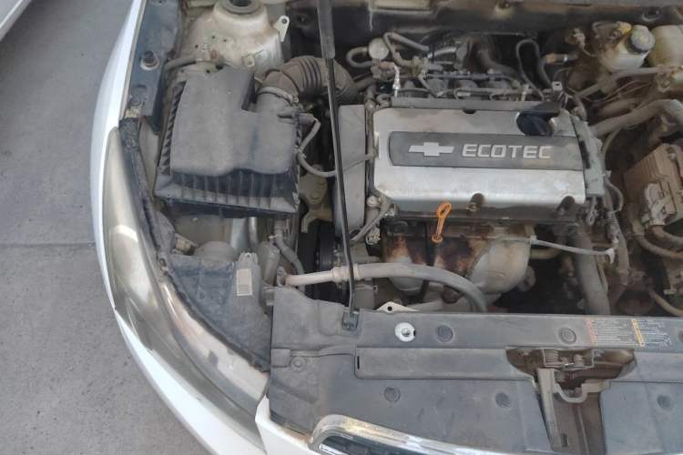 Used Chevrolet Cruze 2013 1.8L SE AT Engine Bay Right