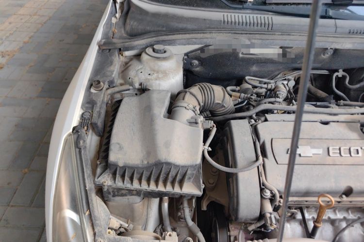 Used Chevrolet Cruze 2013 1.6L SE MT Engine Bay Right