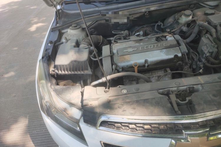 Used Chevrolet Cruze 2013 1.6L SE MT Engine Bay Right