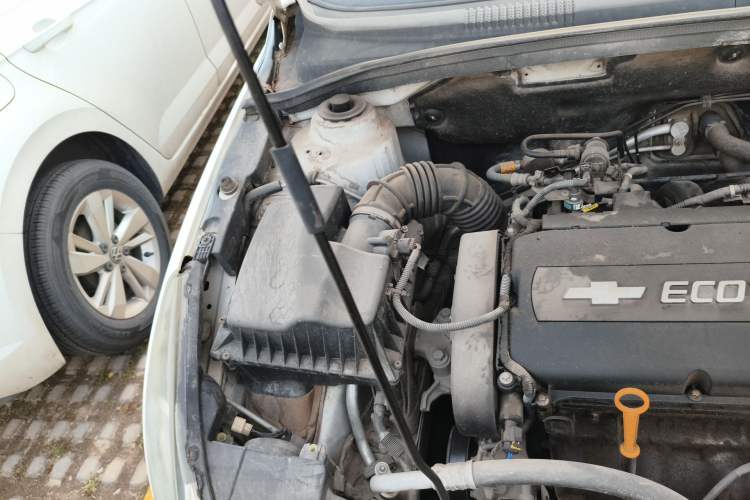 Used Chevrolet Cruze 2013 1.6L SE MT Engine Bay Right