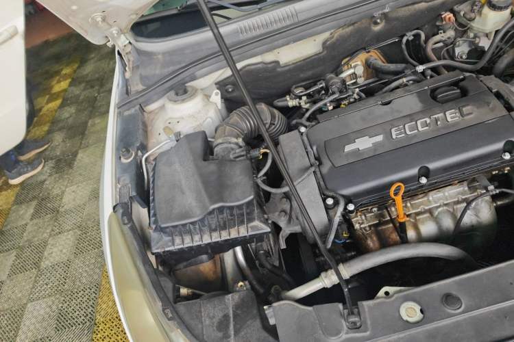 Used Chevrolet Cruze 2013 1.6L SL Grand Edition Automatic Engine Bay Right