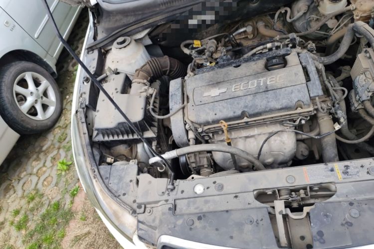 Used Chevrolet Cruze 2013 Hatchback 1.6L Manual Luxury Model Engine Bay Right