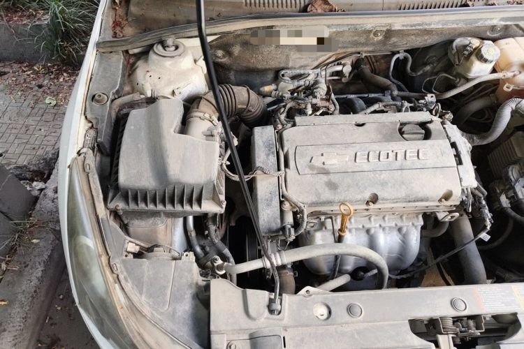 Used Chevrolet Cruze 2013 1.6L SE MT Engine Bay Right