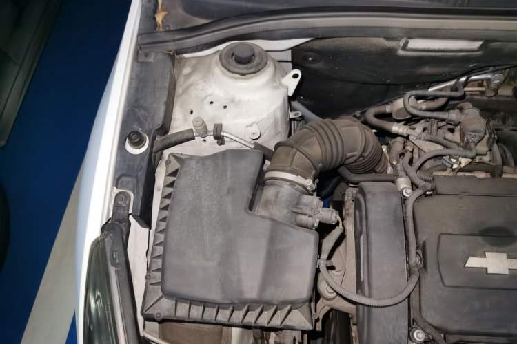 Used Chevrolet Cruze 2013 1.6L SL Grand Edition Automatic Engine Bay Right