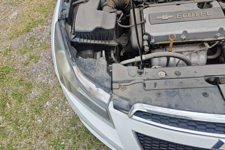 Used Chevrolet Cruze 2013 1.6L SL Grand Edition Automatic Engine Bay Right