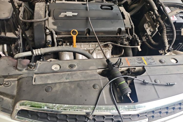 Used Chevrolet Cruze 2013 1.6L SE MT Engine Bay