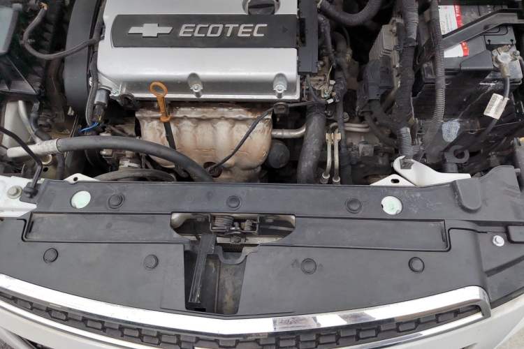 Used Chevrolet Cruze 2013 1.6L SL Grand Edition Automatic Engine Bay