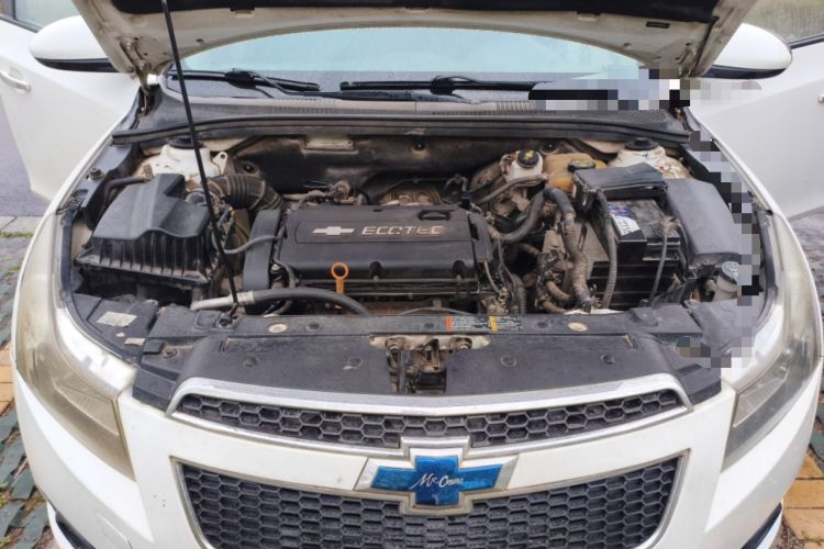Used Chevrolet Cruze 2013 1.6L SL Sunroof Edition MT Engine Bay
