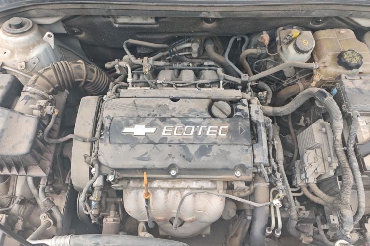Used Chevrolet Cruze 2013 1.8L SE AT Engine Bay