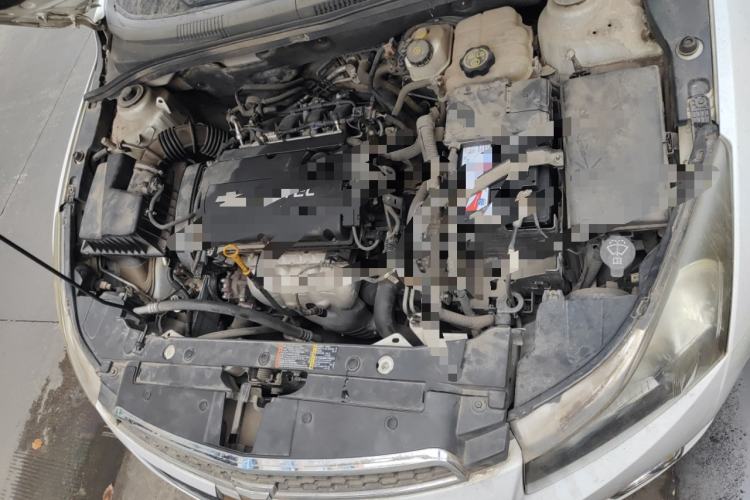 Used Chevrolet Cruze 2013 1.8L SX AT Engine Bay
