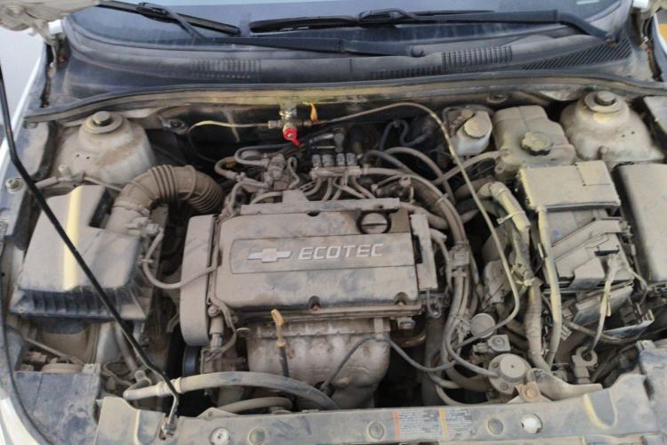 Used Chevrolet Cruze 2013 Hatchback 1.6L Manual Luxury Model Engine Bay