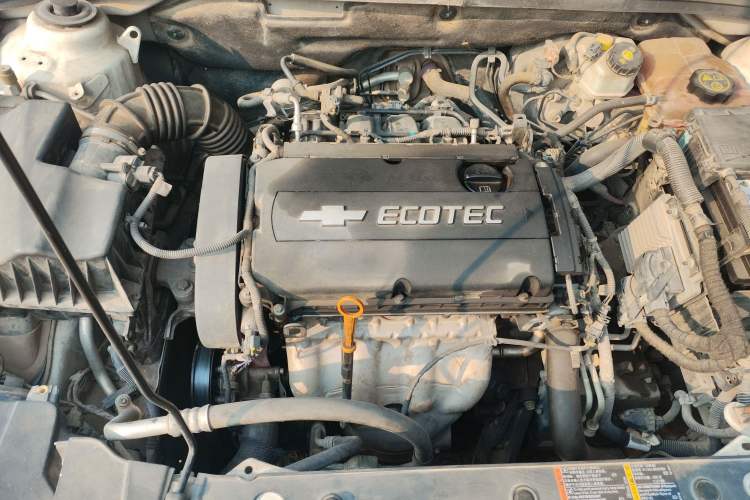 Used Chevrolet Cruze 2013 1.8L SE WTCC Edition AT Engine Bay