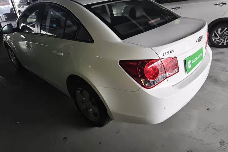 Used Chevrolet Cruze 2013 1.8L SE AT Exterior 2