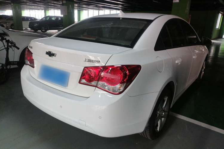 Used Chevrolet Cruze 2013 1.8L SE AT Exterior 3