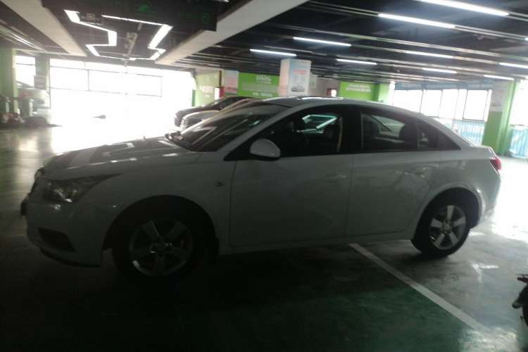 Used Chevrolet Cruze 2013 1.8L SE AT Exterior 5