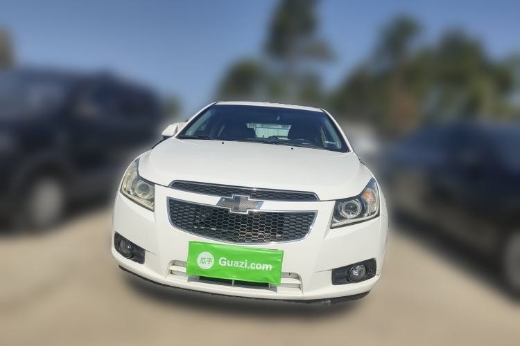 Used Chevrolet Cruze 2013 Hatchback 1.6T Automatic Flagship Model Front