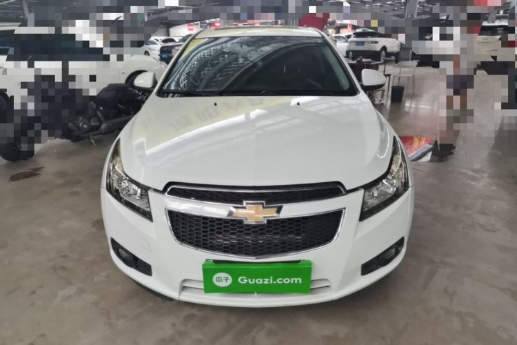 Used Chevrolet Cruze 2013 Hatchback 1.6L Automatic Luxury Model Front