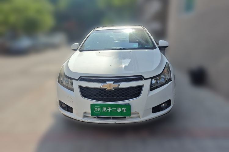 Used Chevrolet Cruze 2013 1.6L SL Sunroof Edition MT Front
