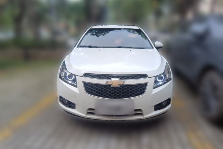 Used Chevrolet Cruze 2013 1.8L SE AT Front