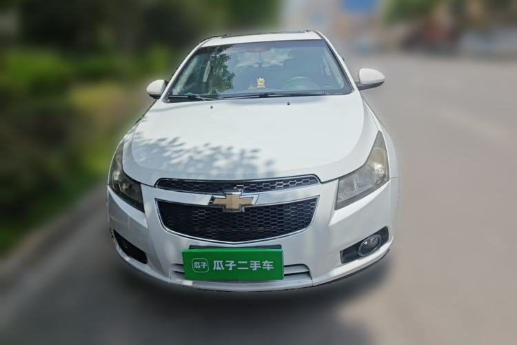 Used Chevrolet Cruze 2013 Hatchback 1.6T Automatic Flagship Model Front
