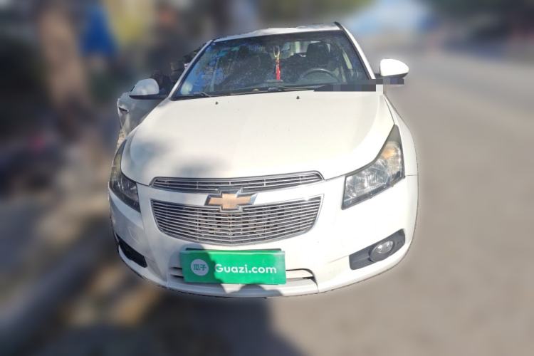 Used Chevrolet Cruze 2013 Hatchback 1.6T Automatic Flagship Model Front