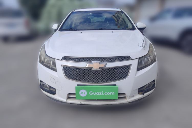 Used Chevrolet Cruze 2013 Hatchback 1.6L Automatic Luxury Model Front