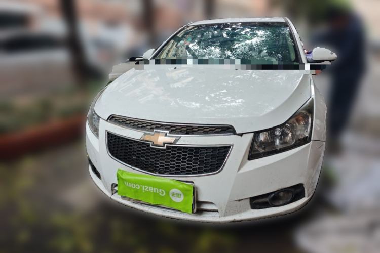 Used Chevrolet Cruze 2013 Hatchback 1.6T Automatic Flagship Model Front