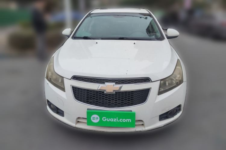 Used Chevrolet Cruze 2013 1.6L SE MT Front