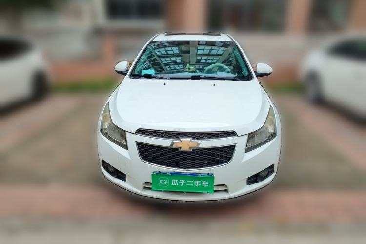 Used Chevrolet Cruze 2013 Hatchback 1.6T Automatic Flagship Model Front